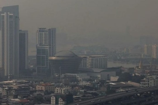 Bangkok kêu gọi làm việc tại nhà khi ô nhiễm bụi mịn tăng cao
