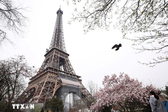 Paris triển khai quy hoạch đô thị sinh khí hậu đầu tiên của Pháp