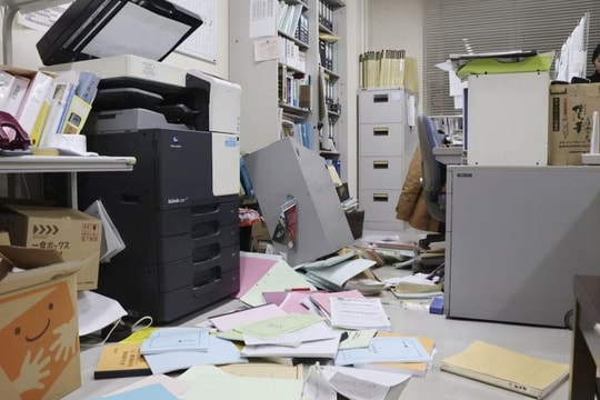 Động đất 7,6 độ tại Nhật Bản: Xuất hiện sóng thần 40 cm, khẩn trương sơ tán công dân