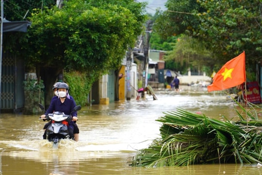 Khánh Hòa rà soát quy trình xả lũ tại các hồ chứa sau đợt mưa lũ lịch sử