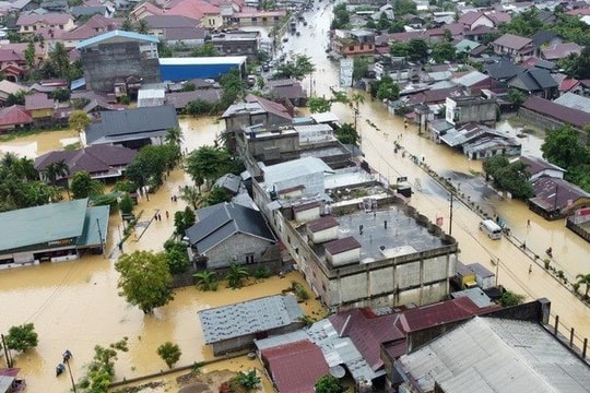 Biến đổi khí hậu “khuếch đại” mưa lớn và lũ lụt tại châu Á