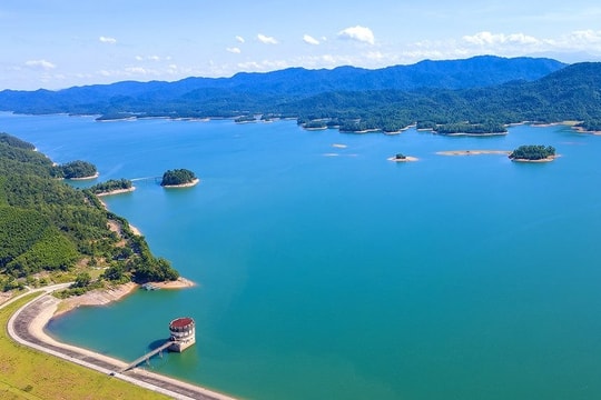 Hà Tĩnh siết chặt quản lý tài nguyên nước, nghiêm cấm khoan khai thác trái phép