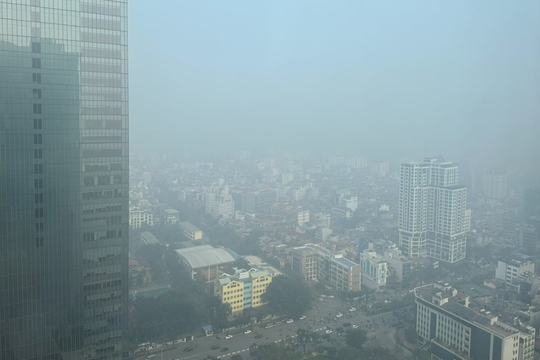 Sáng 17/12, chất lượng không khí Hà Nội lại chạm ngưỡng xấu