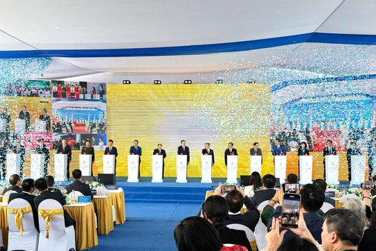 Hà Nội khởi công Trục Đại lộ cảnh quan sông Hồng đi qua 19 xã, phường