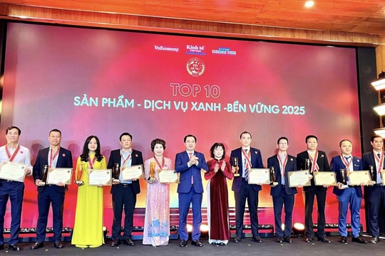 Gạo Hapro thượng hạng ST25 được vinh danh Top 10 Sản phẩm – Dịch vụ xanh – Bền vững 2025