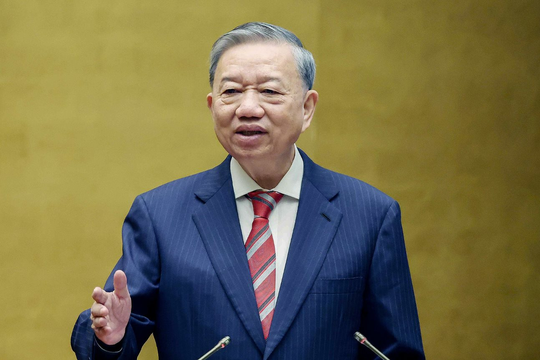 Bài viết của Tổng Bí thư Tô Lâm: Quân đội nhân dân vững bước dưới cờ Đảng quang vinh