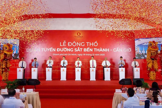 Long Thành đón chuyến bay đầu tiên, mở “đường băng” tăng trưởng cho “kỳ quan đô thị” Vinhomes Green Paradise