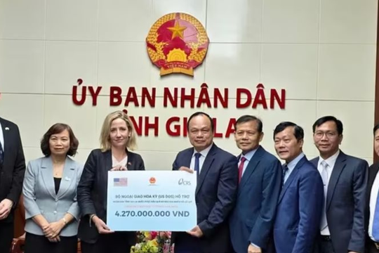 Hoa Kỳ viện trợ 1,25 triệu USD cho đồng bào vùng lũ miền Trung phục hồi sau thiên tai