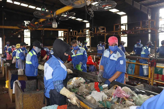 Đồng Nai đẩy mạnh quản lý rác thải và nhập khẩu phế liệu