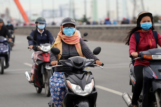 Không khí Thủ đô cải thiện rõ rệt, nguy cơ tái ô nhiễm vẫn hiện hữu