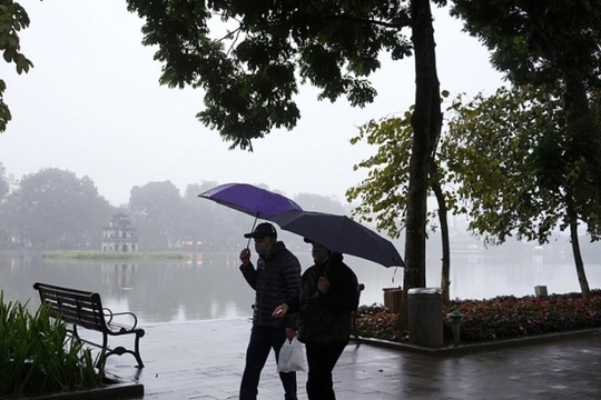 Dự báo thời tiết Hà Nội ngày 31/12/2025: Nhiều mây, có mưa vài nơi