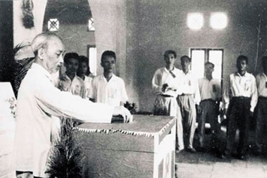 Từ lá phiếu lịch sử đến khát vọng hùng cường: 80 năm Quốc hội Việt Nam