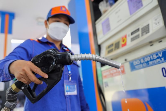 Hà Nội đặt mục tiêu giảm 5% lượng tiêu thụ xăng, dầu trong giao thông vận tải đến năm 2030