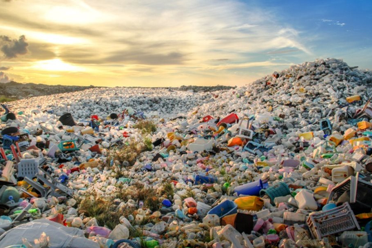 Công nghệ Nga biến rác thải nhựa thành nhiên liệu sạch, mở hướng mới giúp bảo vệ môi trường