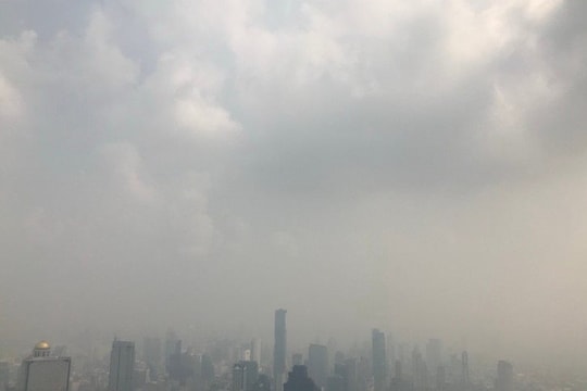 Thái Lan triển khai tạo mưa nhân tạo để đối phó ô nhiễm bụi mịn PM2.5