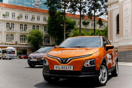 VinFast VF 5: “Xế cưng” bền bỉ cho các bác tài chạy xe dịch vụ