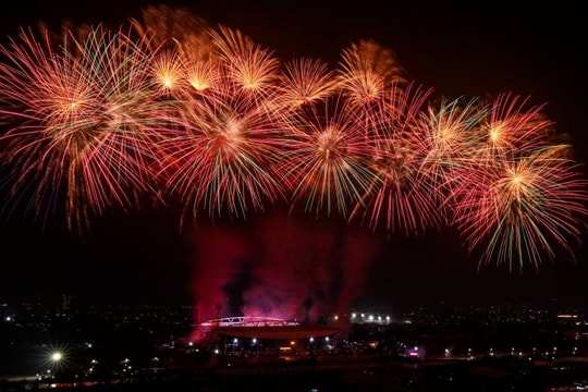 Các địa điểm đẹp để xem pháo hoa tối nay tại Hà Nội