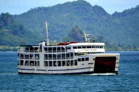 Philippines: Phà chở hơn 350 người bị chìm, ít nhất 8 người thiệt mạng