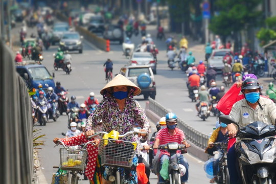 TP.HCM và Đông Nam Bộ bước vào đợt nắng nóng nhẹ từ cuối tháng 1