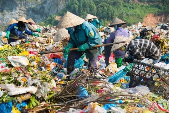 Đà Nẵng chuẩn hóa quy trình thu gom, vận chuyển và xử lý chất thải rắn sinh hoạt