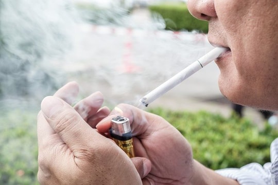 Việt Nam đứng thứ 9 thế giới về tỷ lệ người hút thuốc lá