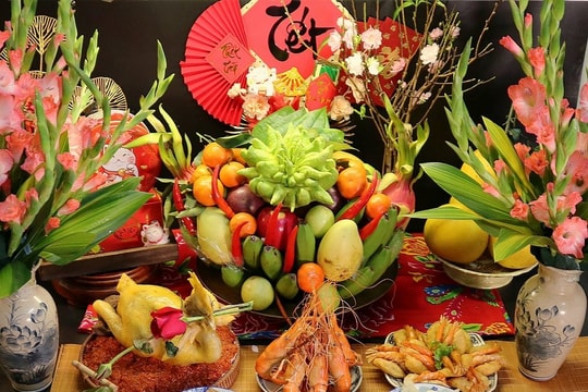 Văn khấn giao thừa Tết Nguyên Đán Bính Ngọ 2026 ngoài trời, trong nhà