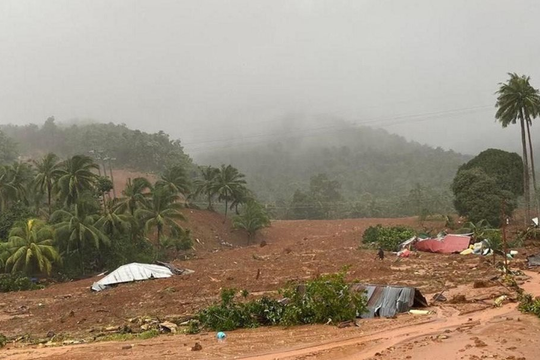 Philippines hứng chịu bão nhiệt đới, lũ lụt và sạt lở gây thiệt hại nghiêm trọng