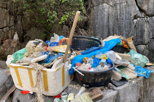 Rác thải nhựa từ hoạt động du lịch: Thách thức môi trường ngày càng gia tăng