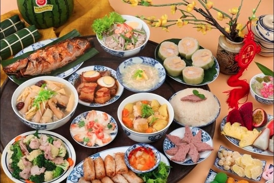 Nghi lễ đón Giao thừa ba miền: Khoảnh khắc thiêng liêng kết nối truyền thống Việt