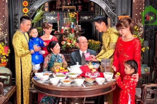 Văn khấn cúng mùng 2 Tết Bính Ngọ 2026 chi tiết nhất