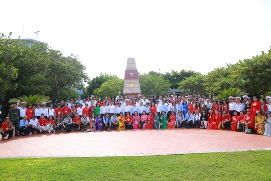 Lần đầu đến Trường Sa – hành trình của cảm xúc, niềm tin và trách nhiệm