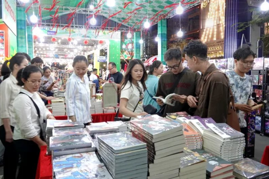 Lễ hội Đường sách Tết Bính Ngọ 2026 TP. Hồ Chí Minh đạt doanh thu gần 8,2 tỷ đồng