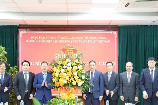 Công bố quyết định chỉ định Bí thư Đảng ủy Liên hiệp các Hội Khoa học và Kỹ thuật Việt Nam