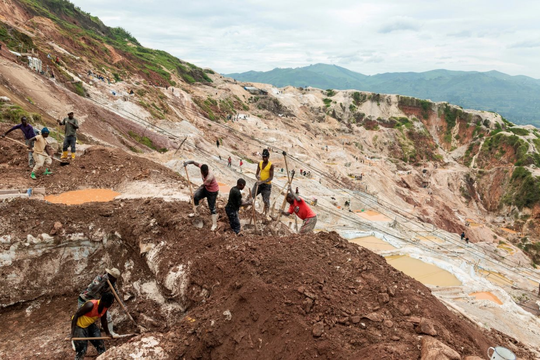 Sạt lở tại mỏ Rubaya ở CHDC Congo khiến nhiều người chết và mất tích