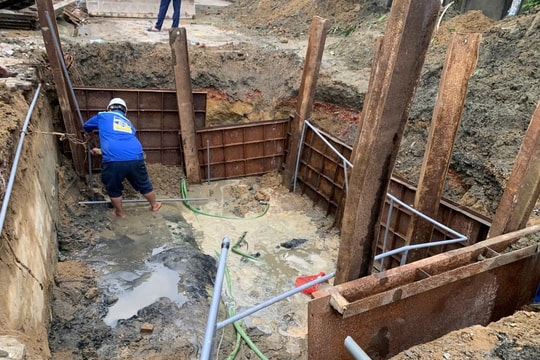 Nghệ An: Khẩn trương khắc phục sự cố vỡ đường ống nước thải