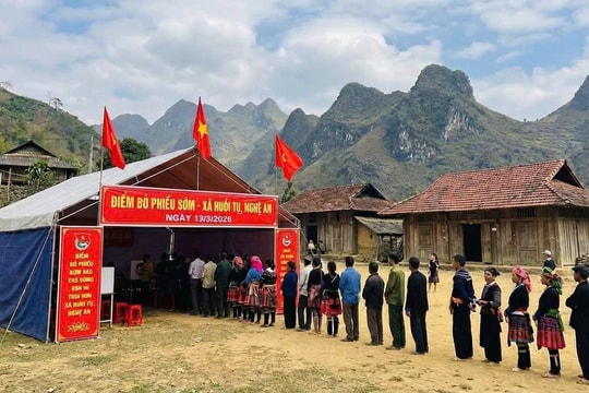 Nghệ An thiết lập khu vực bảo vệ tạm thời tại hơn 3.100 điểm bỏ phiếu phục vụ bầu cử