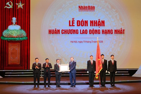 Báo Nhân Dân kỷ niệm 75 năm ra số đầu, đón nhận Huân chương Lao động hạng Nhất