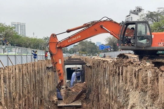 Dự kiến cuối tháng 5 sông Tô Lịch được bổ cập nước từ sông Hồng