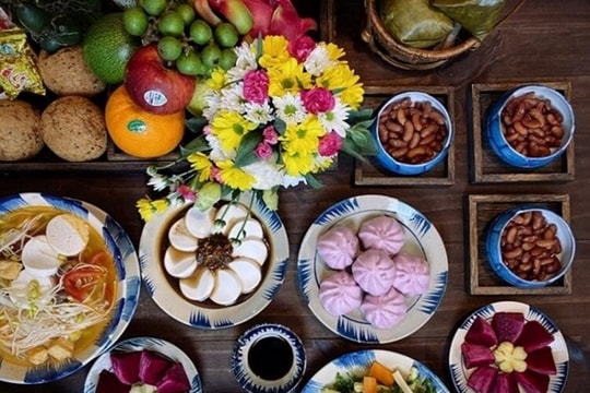 Văn khấn mùng 1 tháng 2 âm lịch năm Bính Ngọ 2026 chuẩn nhất