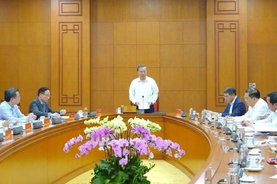 Tổng Bí thư Tô Lâm: Cần có chiến lược cụ thể nhằm tái cơ cấu nền kinh tế