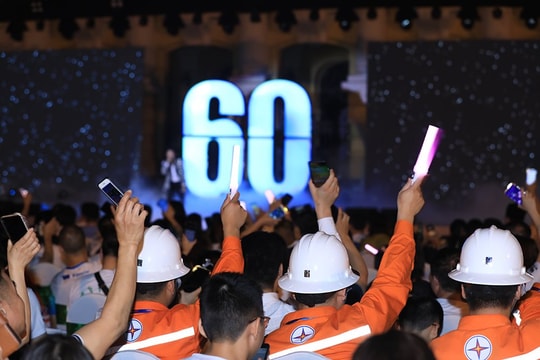 Hơn 2.000 người tham gia phát động Giờ Trái đất 2026 tại Hà Nội