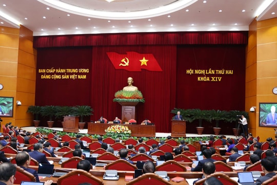 Khai mạc trọng thể Hội nghị lần thứ 2 Ban Chấp hành Trung ương Đảng khóa XIV