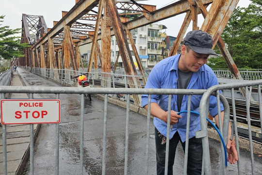 Hà Nội dừng lưu thông qua cầu Long Biên 60 ngày để sửa chữa khẩn cấp