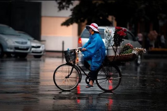 Dự báo thời tiết Hà Nội ngày 28/03/2026: Đêm và sáng sớm có mưa nhỏ