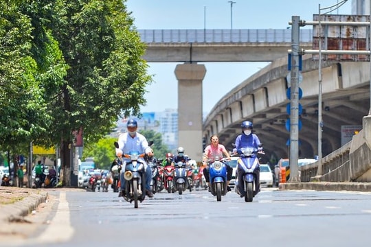 Bắc Bộ mưa dông rải rác, nắng nóng lan rộng nhiều khu vực