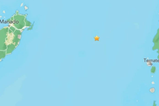 Động đất 7,8 độ ngoài khơi Indonesia, cảnh báo sóng thần lan rộng 1.000km