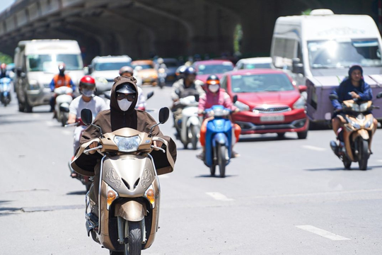 Nắng nóng lan rộng từ 6/4, Trung Bộ có nơi vượt 39 độ