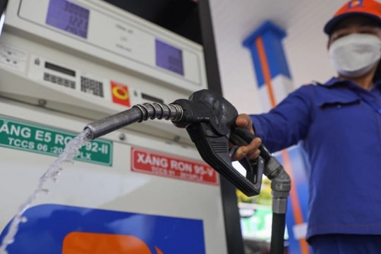 Ấn Độ thúc đẩy tăng tỷ lệ ethanol trong xăng để đảm bảo an ninh năng lượng