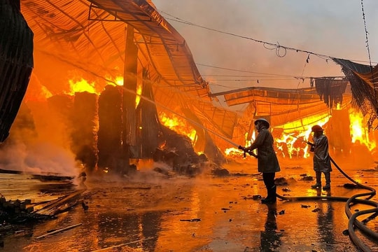 Hà Nội cảnh báo nguy cơ cháy nổ tại kho, xưởng trong cao điểm nắng nóng