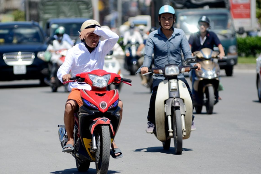 Dự báo thời tiết Hà Nội ngày 12/04/2026: Ngày nắng, gió đông nam đến nam cấp 2-3